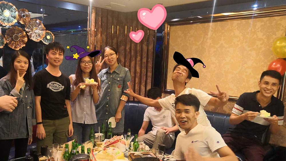 10月31日|意合云有plmm 生日啦??！