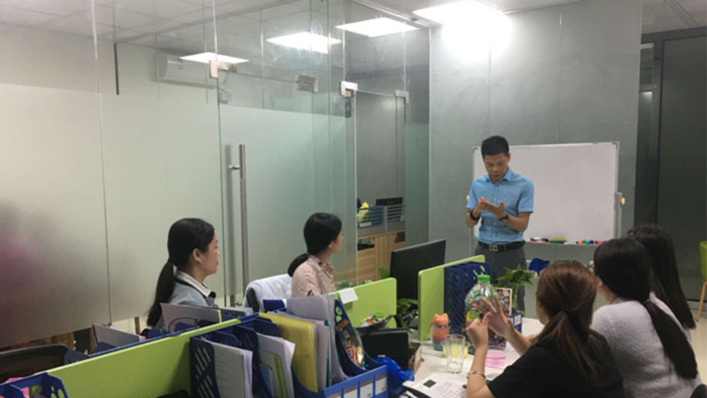 11月5號(hào)| 李總給東莞公司核心成員做分享培訓(xùn)